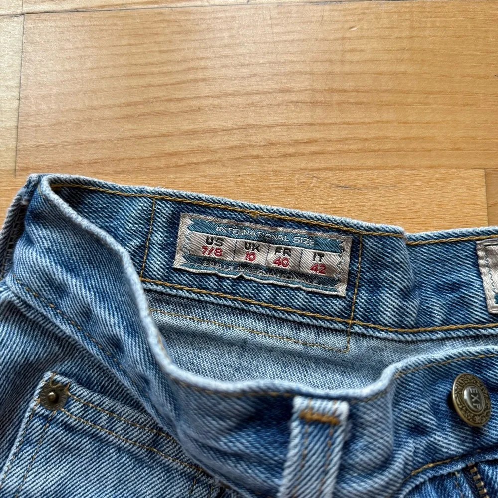 Vintage express jean shorts